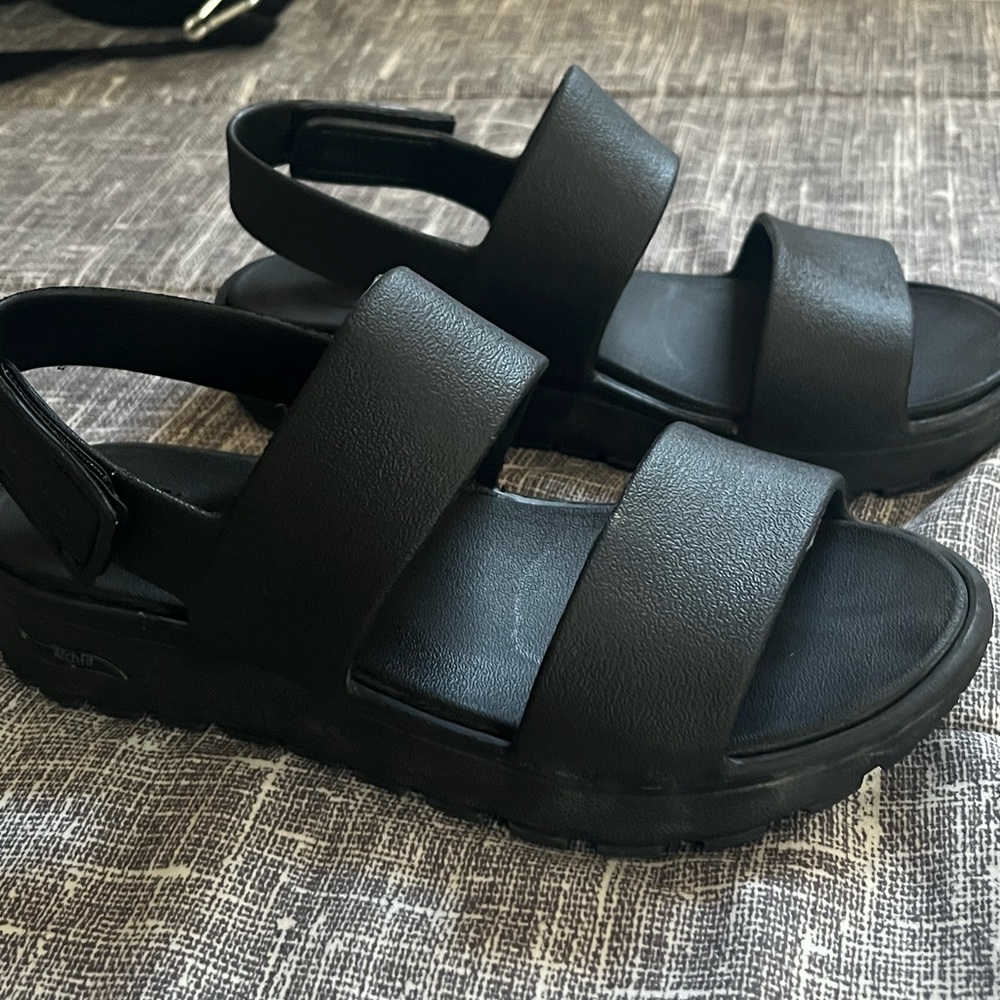 Skechers Black Cushioned Platform Sandals